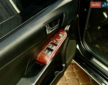 Чорний Тойота Камрі, об'ємом двигуна 2.5 л та пробігом 251 тис. км за 10999 $, фото 39 на Automoto.ua