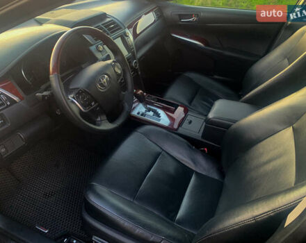 Чорний Тойота Камрі, об'ємом двигуна 2.5 л та пробігом 236 тис. км за 15200 $, фото 15 на Automoto.ua