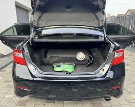 Черный Тойота Камри, объемом двигателя 2.5 л и пробегом 255 тыс. км за 13500 $, фото 17 на Automoto.ua