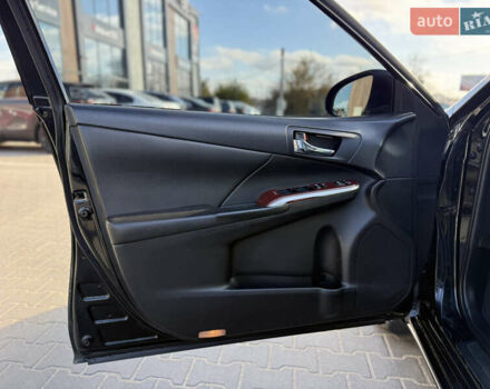 Чорний Тойота Камрі, об'ємом двигуна 2.49 л та пробігом 305 тис. км за 11800 $, фото 19 на Automoto.ua