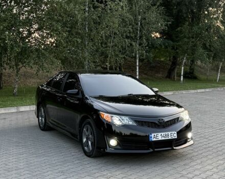 Черный Тойота Камри, объемом двигателя 2.5 л и пробегом 198 тыс. км за 10900 $, фото 9 на Automoto.ua