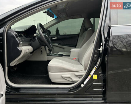 Чорний Тойота Камрі, об'ємом двигуна 2.49 л та пробігом 199 тис. км за 10999 $, фото 30 на Automoto.ua