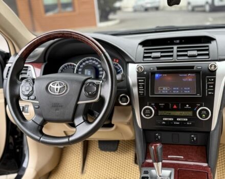 Черный Тойота Камри, объемом двигателя 2.5 л и пробегом 200 тыс. км за 9900 $, фото 10 на Automoto.ua