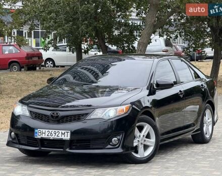 Черный Тойота Камри, объемом двигателя 2.5 л и пробегом 196 тыс. км за 13600 $, фото 15 на Automoto.ua