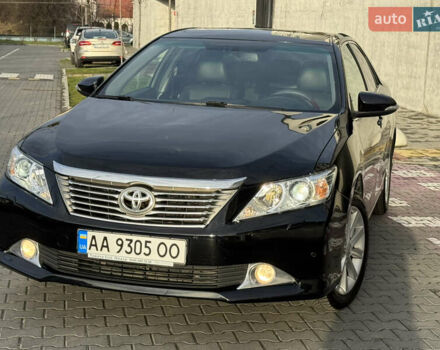 Чорний Тойота Камрі, об'ємом двигуна 2.5 л та пробігом 208 тис. км за 13700 $, фото 2 на Automoto.ua