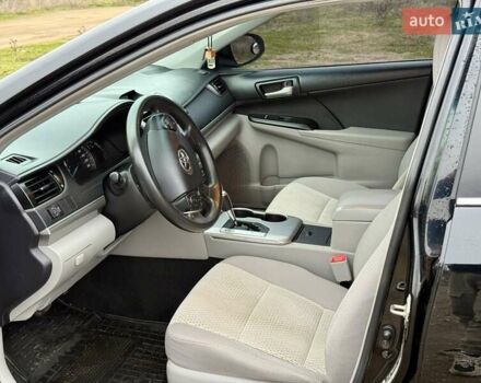 Чорний Тойота Камрі, об'ємом двигуна 2.5 л та пробігом 153 тис. км за 12800 $, фото 11 на Automoto.ua