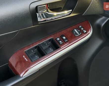 Черный Тойота Камри, объемом двигателя 2.5 л и пробегом 235 тыс. км за 16500 $, фото 12 на Automoto.ua