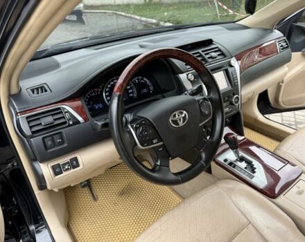 Черный Тойота Камри, объемом двигателя 2.5 л и пробегом 200 тыс. км за 9900 $, фото 12 на Automoto.ua