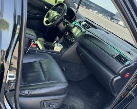 Черный Тойота Камри, объемом двигателя 2.5 л и пробегом 244 тыс. км за 14500 $, фото 10 на Automoto.ua