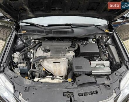 Черный Тойота Камри, объемом двигателя 2.49 л и пробегом 200 тыс. км за 10000 $, фото 53 на Automoto.ua