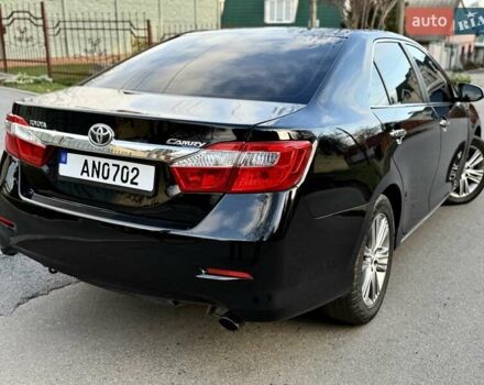 Чорний Тойота Камрі, об'ємом двигуна 2.49 л та пробігом 185 тис. км за 12000 $, фото 23 на Automoto.ua