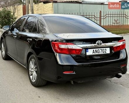 Чорний Тойота Камрі, об'ємом двигуна 2.49 л та пробігом 185 тис. км за 12000 $, фото 16 на Automoto.ua