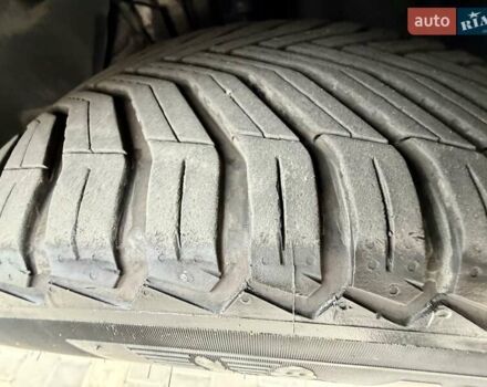 Черный Тойота Камри, объемом двигателя 2.5 л и пробегом 196 тыс. км за 13600 $, фото 73 на Automoto.ua