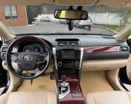 Черный Тойота Камри, объемом двигателя 2.5 л и пробегом 200 тыс. км за 9900 $, фото 21 на Automoto.ua