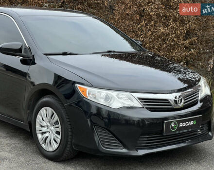 Чорний Тойота Камрі, об'ємом двигуна 2.49 л та пробігом 199 тис. км за 10999 $, фото 26 на Automoto.ua