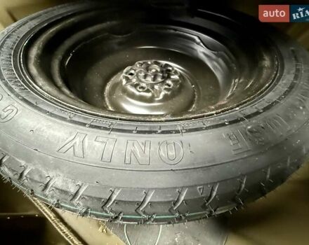 Черный Тойота Камри, объемом двигателя 2.5 л и пробегом 196 тыс. км за 13600 $, фото 72 на Automoto.ua