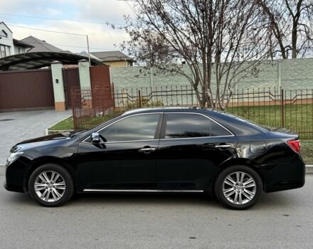 Черный Тойота Камри, объемом двигателя 2.5 л и пробегом 185 тыс. км за 12000 $, фото 4 на Automoto.ua