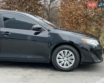 Чорний Тойота Камрі, об'ємом двигуна 2.49 л та пробігом 199 тис. км за 10999 $, фото 25 на Automoto.ua