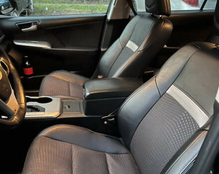 Чорний Тойота Камрі, об'ємом двигуна 2.49 л та пробігом 179 тис. км за 10900 $, фото 10 на Automoto.ua