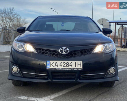 Черный Тойота Камри, объемом двигателя 2.5 л и пробегом 280 тыс. км за 12500 $, фото 18 на Automoto.ua