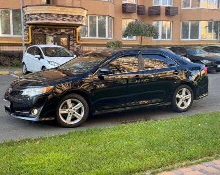 Чорний Тойота Камрі, об'ємом двигуна 2.5 л та пробігом 198 тис. км за 9500 $, фото 1 на Automoto.ua