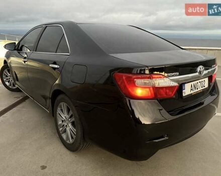 Черный Тойота Камри, объемом двигателя 2.49 л и пробегом 200 тыс. км за 10000 $, фото 12 на Automoto.ua