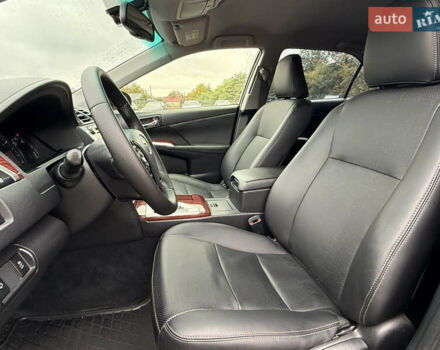 Тойота Камри 2013 в Умани на Automoto.ua Черный Тойота Камри, объемом двигателя 2.5 л и пробегом 244 тыс. км за 12450 $, фото 11 на Automoto.ua