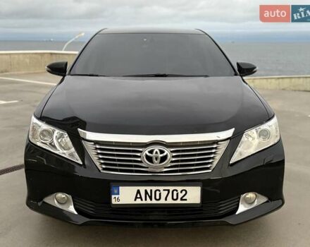 Черный Тойота Камри, объемом двигателя 2.49 л и пробегом 200 тыс. км за 10000 $, фото 7 на Automoto.ua