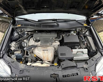 Черный Тойота Камри, объемом двигателя 2.5 л и пробегом 200 тыс. км за 9900 $, фото 5 на Automoto.ua