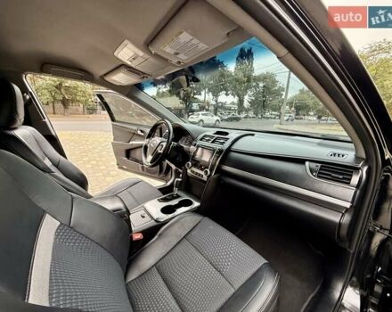 Черный Тойота Камри, объемом двигателя 2.5 л и пробегом 196 тыс. км за 13600 $, фото 43 на Automoto.ua