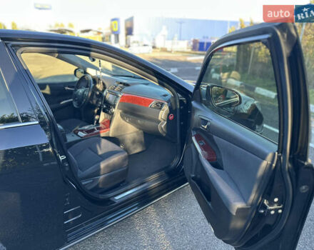 Чорний Тойота Камрі, об'ємом двигуна 2.5 л та пробігом 188 тис. км за 12900 $, фото 21 на Automoto.ua