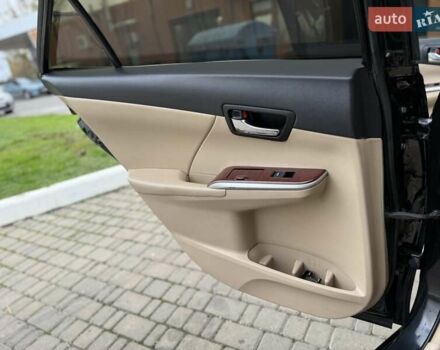 Черный Тойота Камри, объемом двигателя 2.49 л и пробегом 200 тыс. км за 10000 $, фото 51 на Automoto.ua