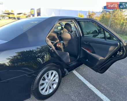 Чорний Тойота Камрі, об'ємом двигуна 2.5 л та пробігом 188 тис. км за 12900 $, фото 31 на Automoto.ua