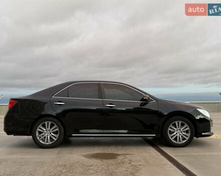 Черный Тойота Камри, объемом двигателя 2.49 л и пробегом 200 тыс. км за 10000 $, фото 18 на Automoto.ua