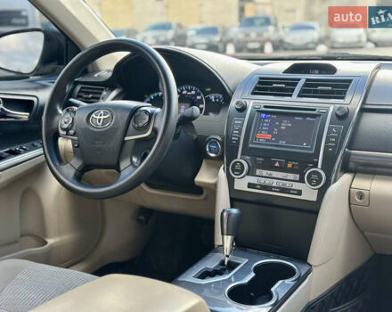 Черный Тойота Камри, объемом двигателя 2.49 л и пробегом 240 тыс. км за 11600 $, фото 15 на Automoto.ua