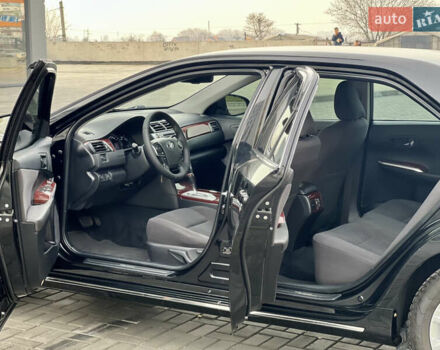 Черный Тойота Камри, объемом двигателя 2.49 л и пробегом 175 тыс. км за 12800 $, фото 26 на Automoto.ua