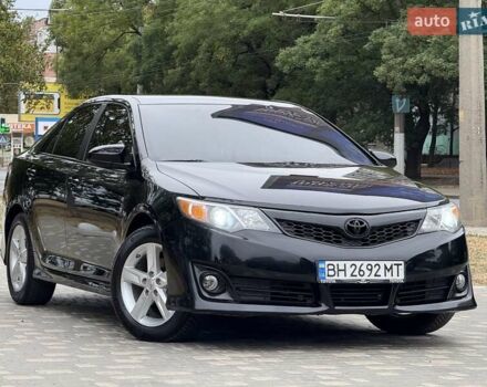 Черный Тойота Камри, объемом двигателя 2.5 л и пробегом 196 тыс. км за 13600 $, фото 24 на Automoto.ua