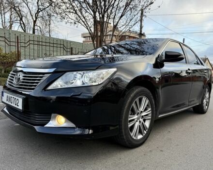 Черный Тойота Камри, объемом двигателя 2.5 л и пробегом 185 тыс. км за 12000 $, фото 2 на Automoto.ua