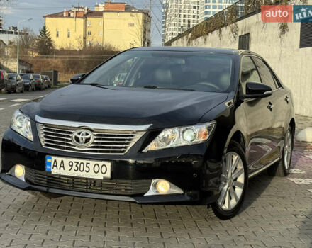 Чорний Тойота Камрі, об'ємом двигуна 2.5 л та пробігом 208 тис. км за 13700 $, фото 1 на Automoto.ua