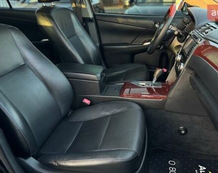 Черный Тойота Камри, объемом двигателя 2.5 л и пробегом 235 тыс. км за 16500 $, фото 21 на Automoto.ua