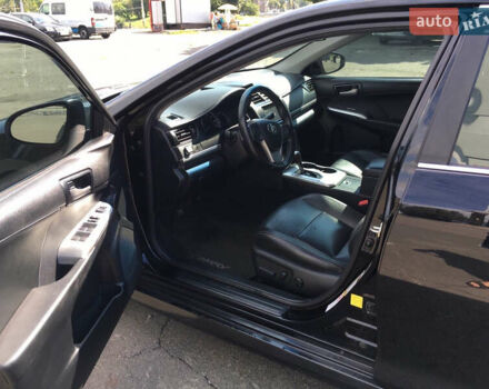 Черный Тойота Камри, объемом двигателя 2.5 л и пробегом 280 тыс. км за 12500 $, фото 3 на Automoto.ua