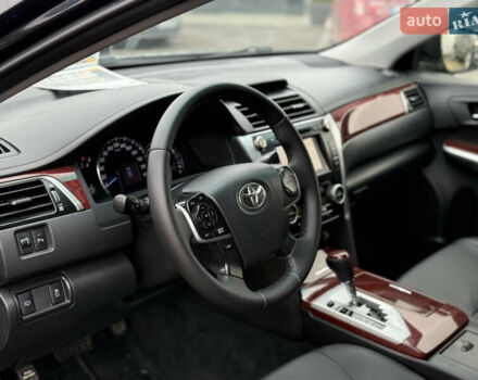 Тойота Камри 2013 в Умани на Automoto.ua Черный Тойота Камри, объемом двигателя 2.5 л и пробегом 244 тыс. км за 12450 $, фото 9 на Automoto.ua