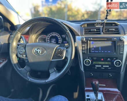 Чорний Тойота Камрі, об'ємом двигуна 2.5 л та пробігом 188 тис. км за 12900 $, фото 40 на Automoto.ua