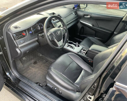 Черный Тойота Камри, объемом двигателя 2.5 л и пробегом 280 тыс. км за 12500 $, фото 8 на Automoto.ua