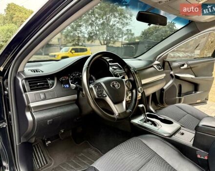 Черный Тойота Камри, объемом двигателя 2.5 л и пробегом 196 тыс. км за 13600 $, фото 34 на Automoto.ua