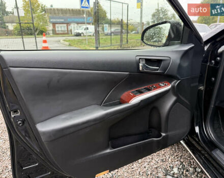 Тойота Камри 2013 в Умани на Automoto.ua Черный Тойота Камри, объемом двигателя 2.5 л и пробегом 244 тыс. км за 12450 $, фото 10 на Automoto.ua