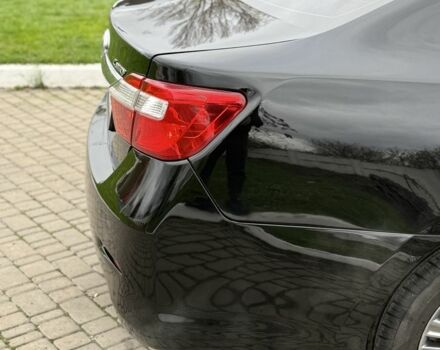 Черный Тойота Камри, объемом двигателя 2.5 л и пробегом 200 тыс. км за 9900 $, фото 6 на Automoto.ua