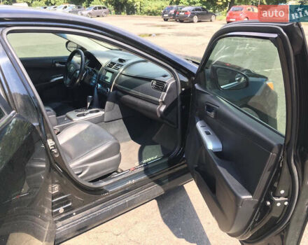 Черный Тойота Камри, объемом двигателя 2.5 л и пробегом 280 тыс. км за 12500 $, фото 4 на Automoto.ua