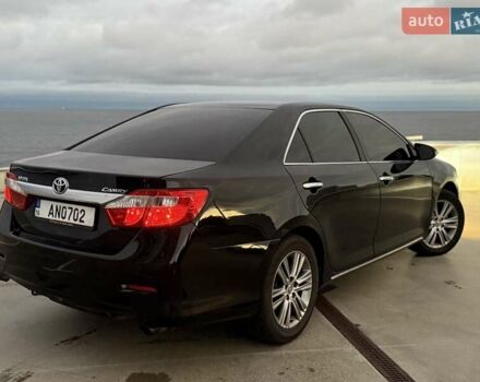 Черный Тойота Камри, объемом двигателя 2.49 л и пробегом 200 тыс. км за 10000 $, фото 6 на Automoto.ua
