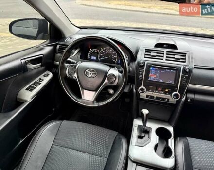 Черный Тойота Камри, объемом двигателя 2.5 л и пробегом 196 тыс. км за 13600 $, фото 64 на Automoto.ua